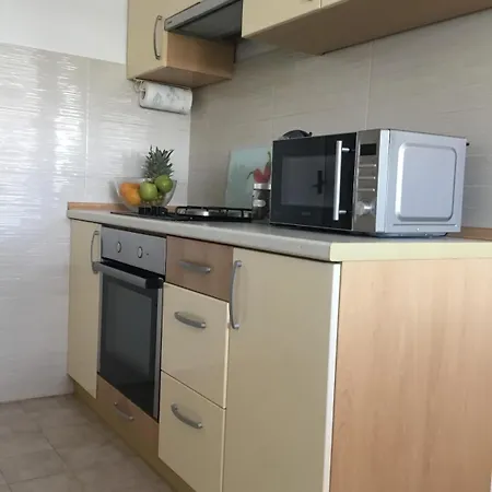 Appartement In Split-place To
