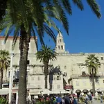 شقة In Split-place To سبليت