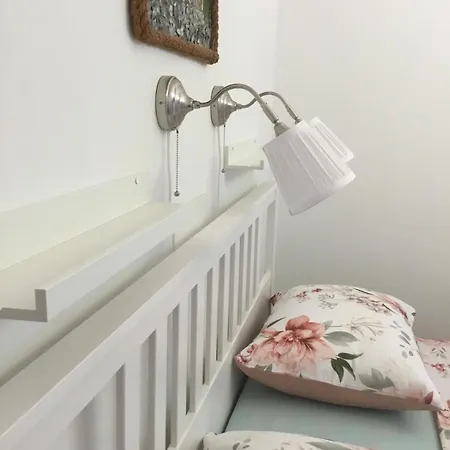 In Split-place To شقة *